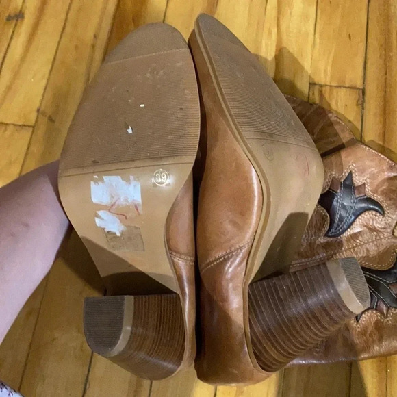 Leather  cowboy boots - Picture 7 of 9